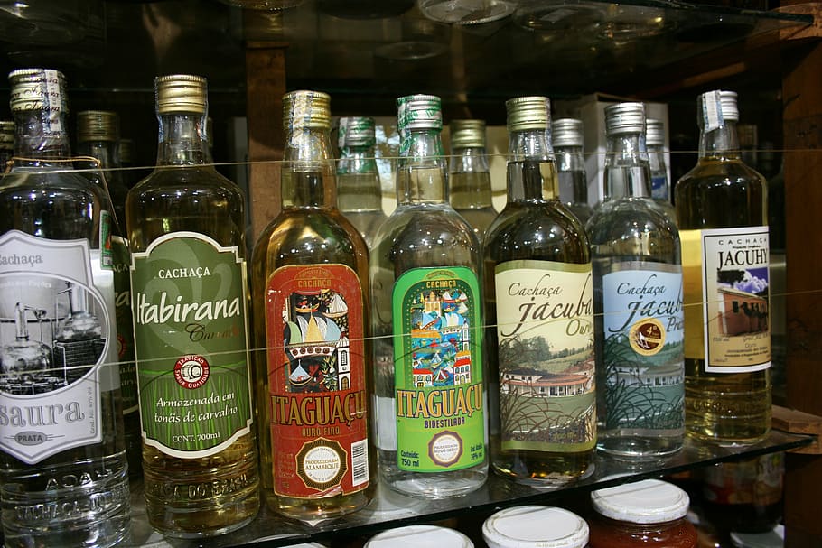 bottle, bottles, cachaça, pinga, drinks, alcohol, branding HD wallpaper