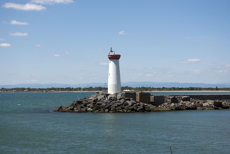 lighthouse, sea, water, guidance, built structure, tower, direction HD wallpaper