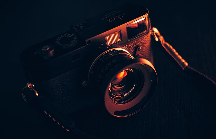 camera-photographic-equipment-minolta-fullframe.jpg