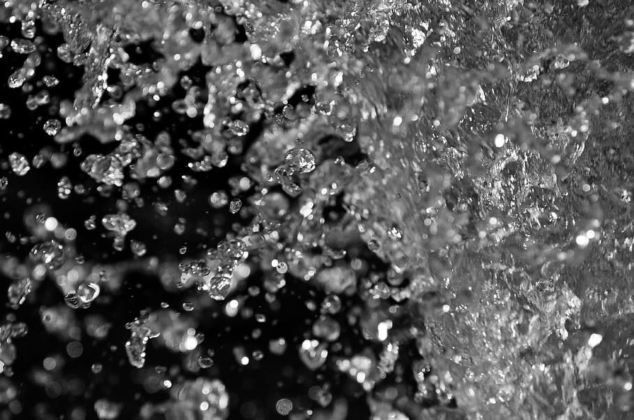 photography of water splash, gushing, splashing, clear, transparent HD wallpaper