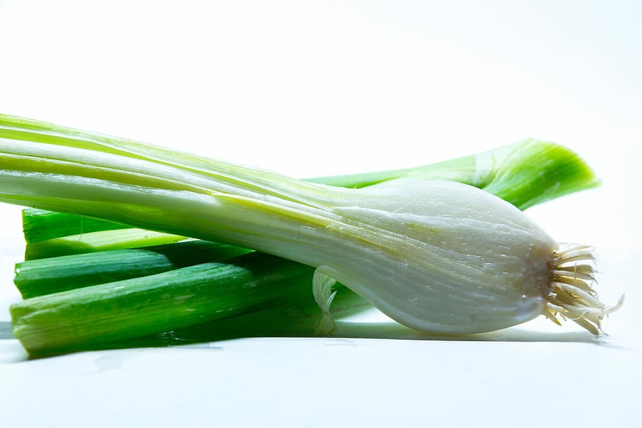 spring onion, vegetables, raw, food, vitamins, close, eat, healthy HD wallpaper