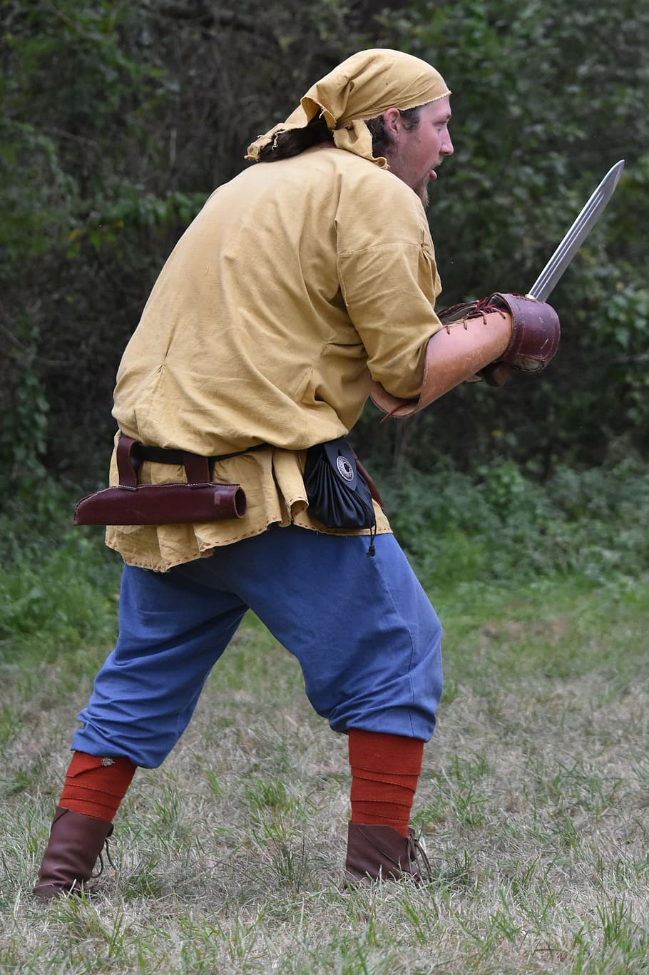 man, fighting, sword, outfit, clothing, people, one person HD wallpaper