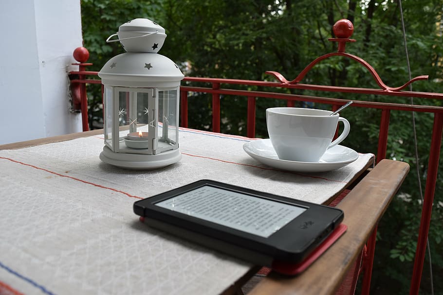 lamp, cup, lantern, terrace, table, coffee - Drink, cafe, mug HD wallpaper