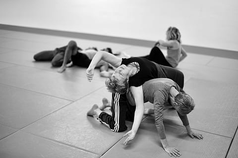 contact improvisation, dance, close, contemporary dance, dance style HD wallpaper