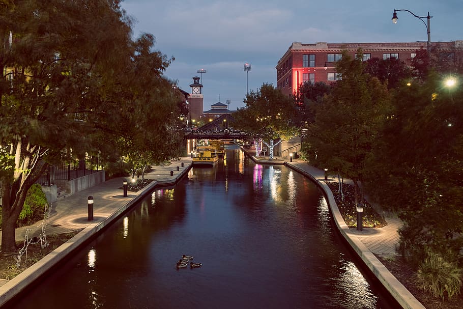 building, canal, city, river, urban, water, royalty  images HD wallpaper