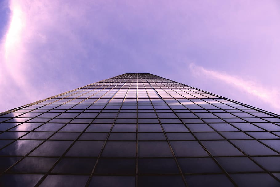 building structure from bottom, worms, eyeview, white, cloudy HD wallpaper