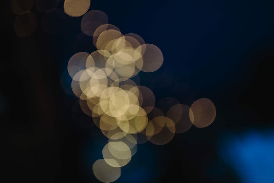 White abstract bokeh lights, background, blurred, glow, defocused, HD wallpaper