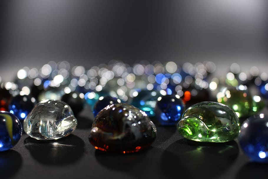 bright, rocks, flashes, reflection, selective focus, close-up HD wallpaper