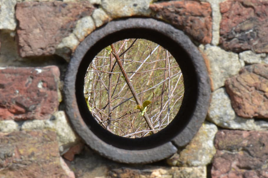 wall, bricks, opening, day, no people, geometric shape, circle HD wallpaper