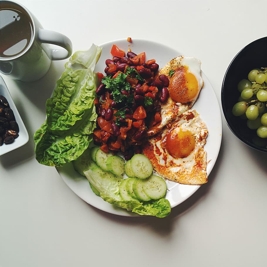 Proper healthy breakfast eggs, beans and vegetables, brunch, cucumber HD wallpaper