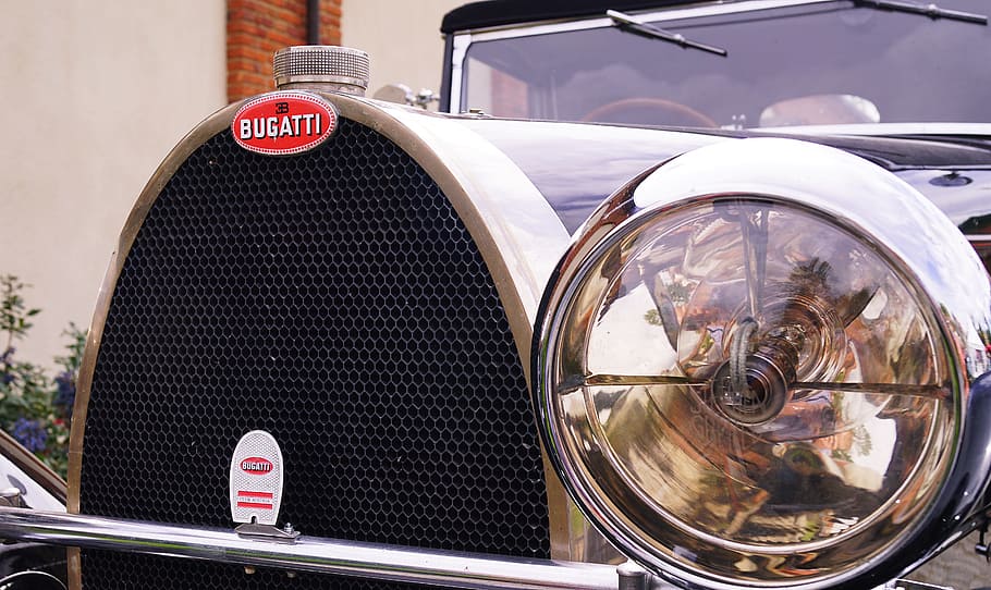 bugatti, oldtimer, the museum, exclusive, retro car, historic vehicle HD wallpaper