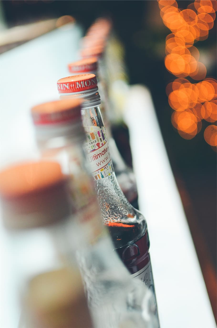 bottles, alcohol, bar, close-up, no people, focus on foreground HD wallpaper