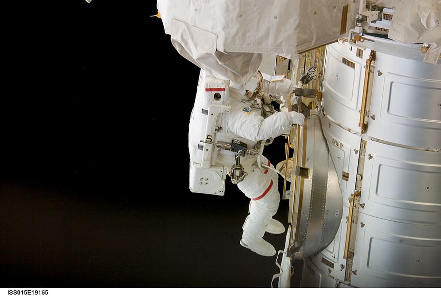 astronaut, spacewalk, iss, tools, suit, pack, tether, floating