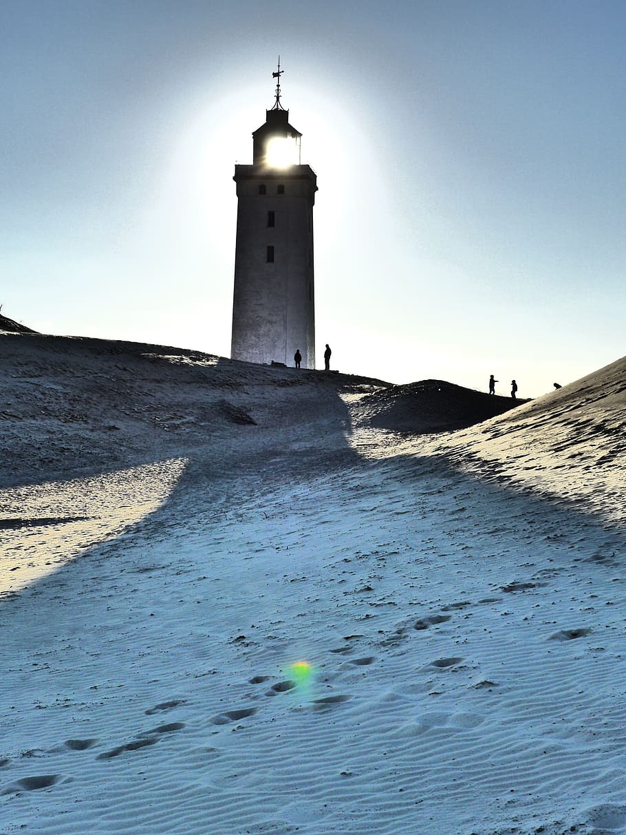 lighthouse, lønstrup, denmark, sand, tower, footsteps, desert HD wallpaper