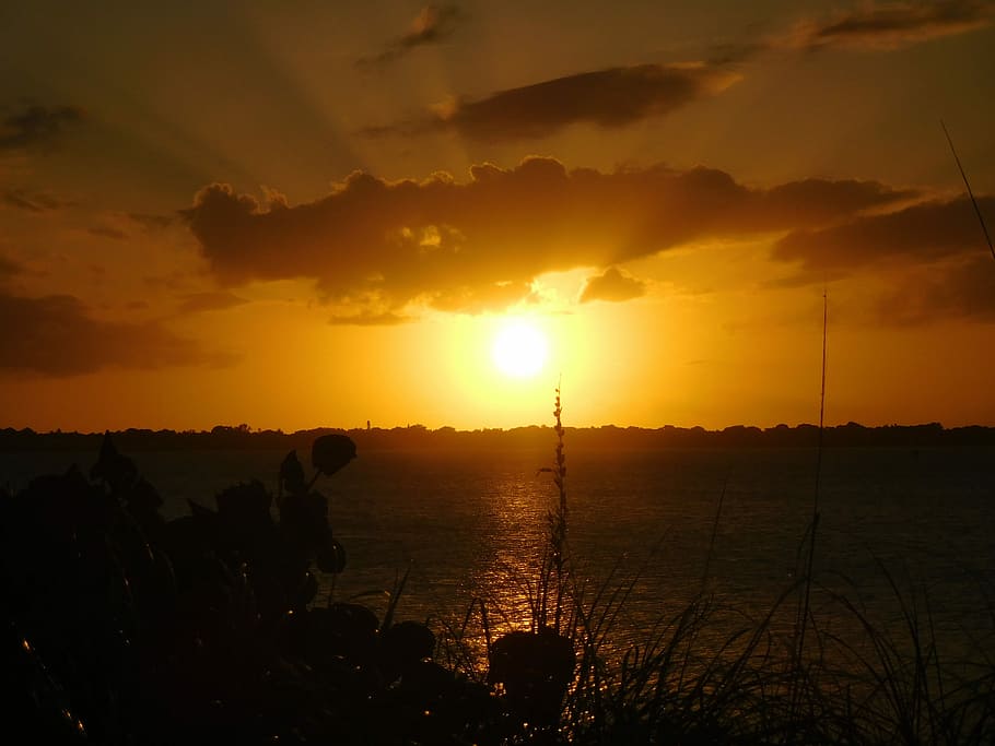 Sunset, Sun, River, Evening, Landscape, horizon, orange sky HD wallpaper