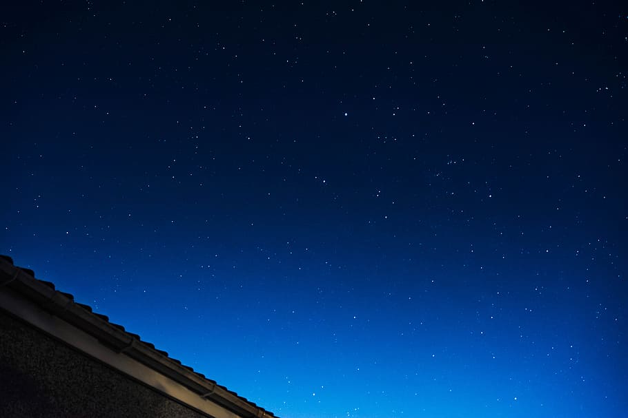 roof edge and starry night sky, Back garden, experiments, astronomy