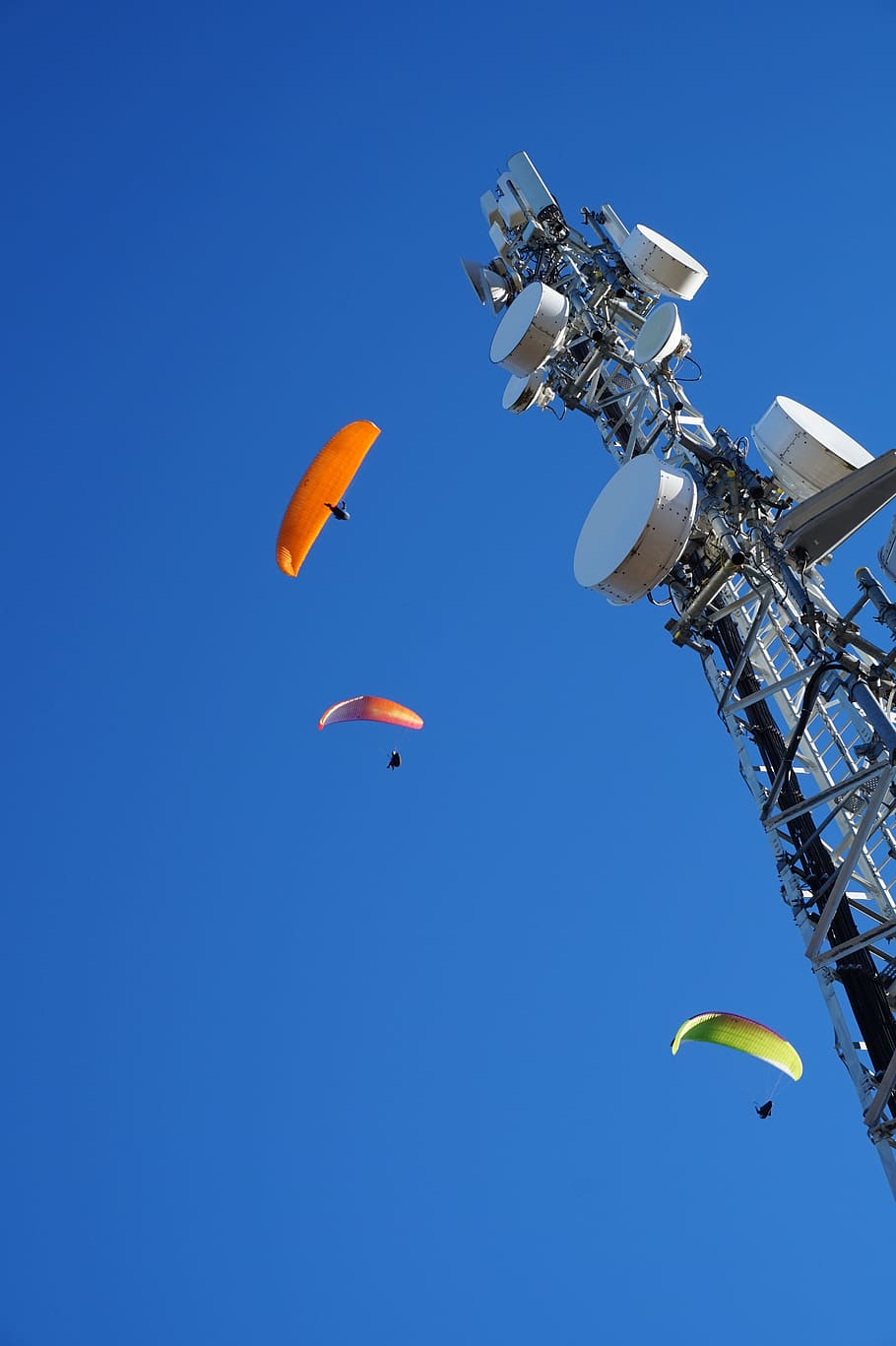 blue sky, wind, paragliding, sunlight, high, air, outdoors HD wallpaper