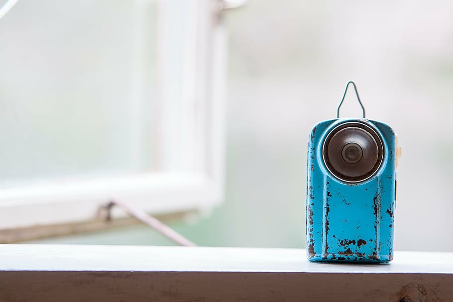 blue and black vintage camera on wood plank, steel, component HD wallpaper
