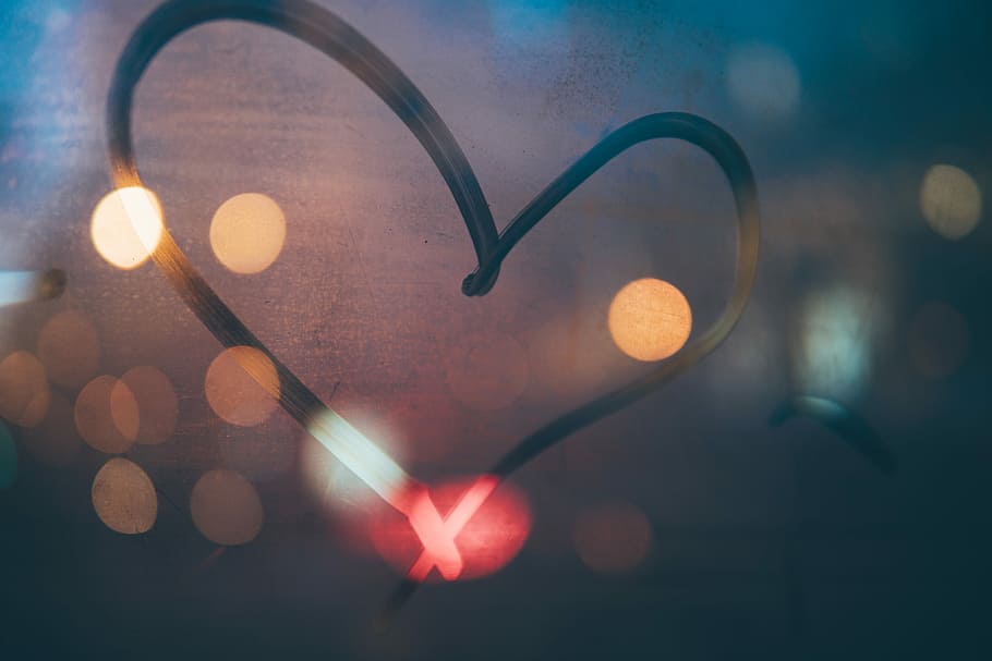 heart marker print, selective focus photography of heart decor HD wallpaper