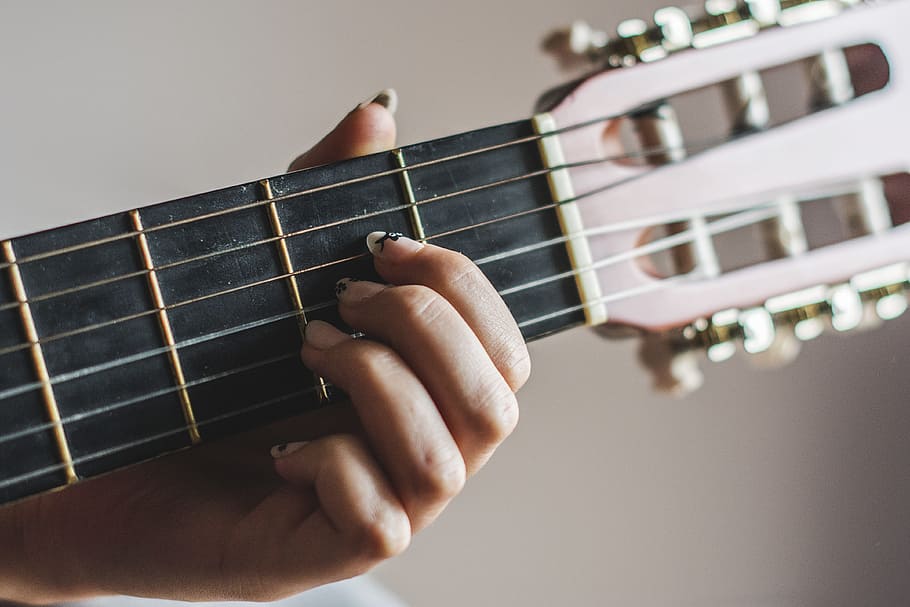 woman playing guitar, classic, acoustic, strings, game, neck HD wallpaper