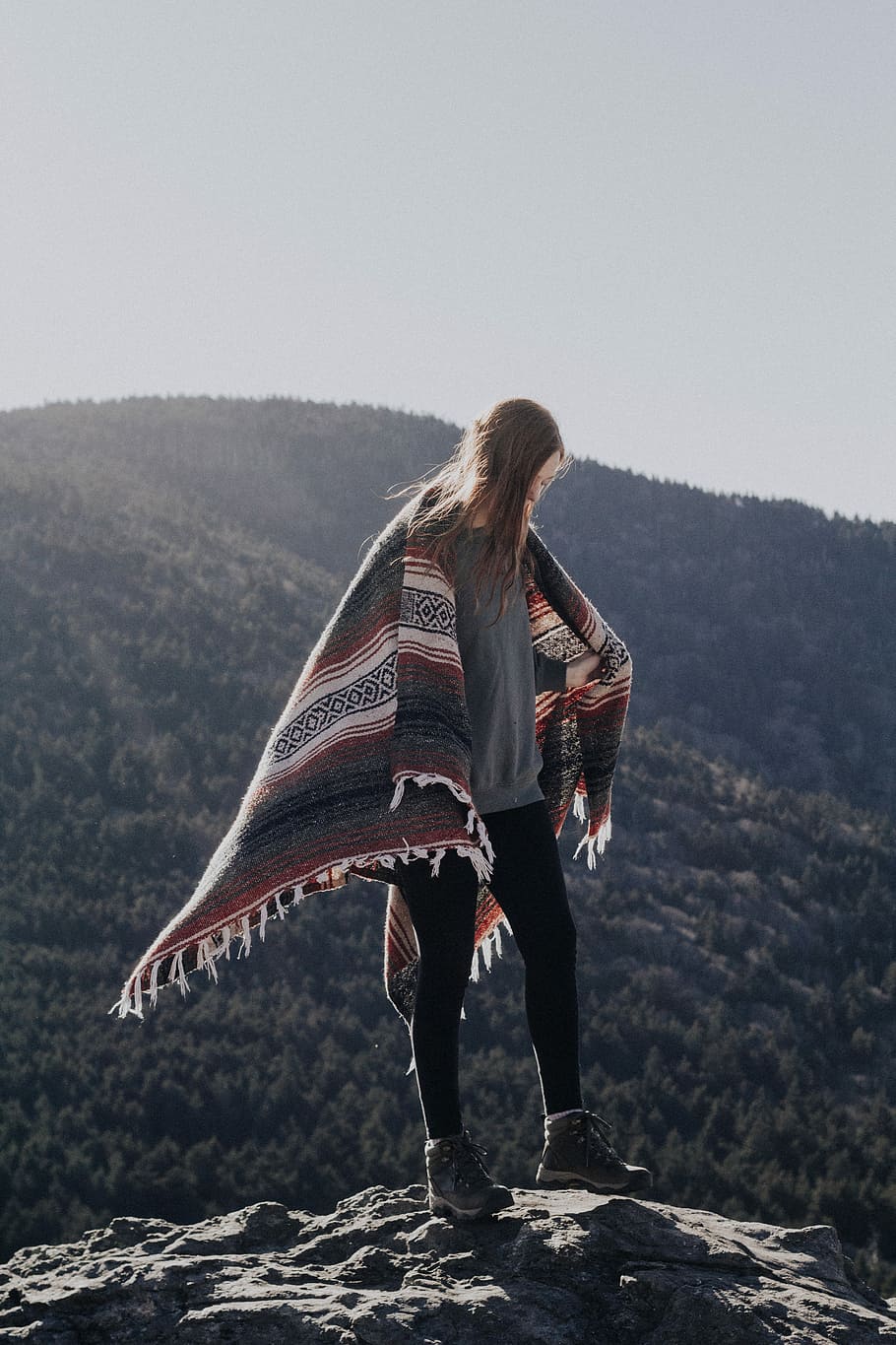 woman standing on mountain, woman wearing black pants on mountain summit HD wallpaper
