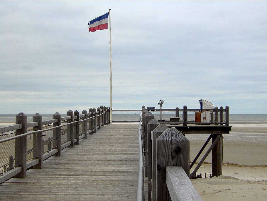 Beach, Access, Holiday, Web, access to the beach, bridge, flag HD wallpaper