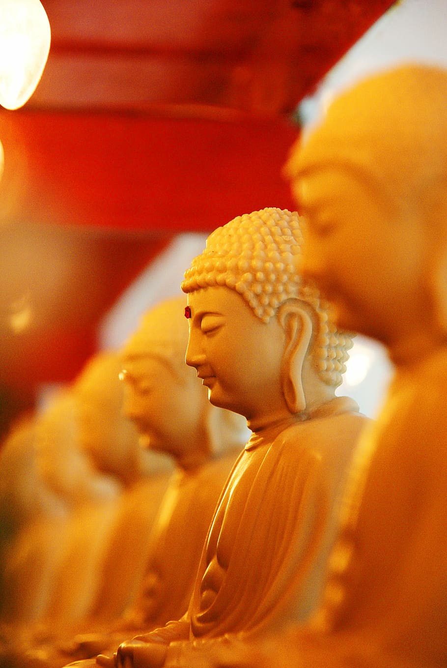 white ceramic buddha in macroshot photography, religion, buddhism, HD wallpaper