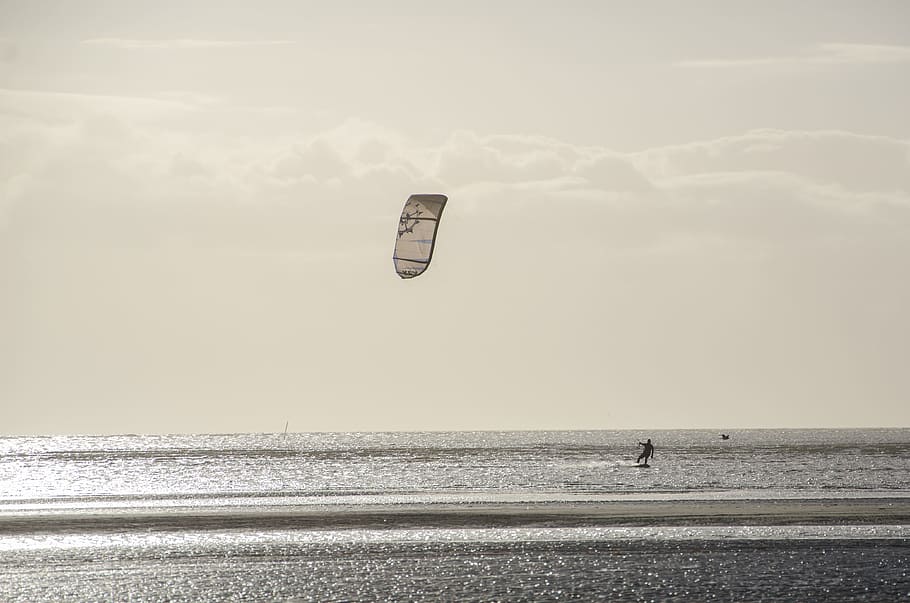sea, landscape, nature, sunset, action, beach, fun, horizon, kite HD wallpaper