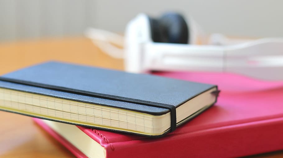black book on top of red book, notebook, calendar, notepad HD wallpaper
