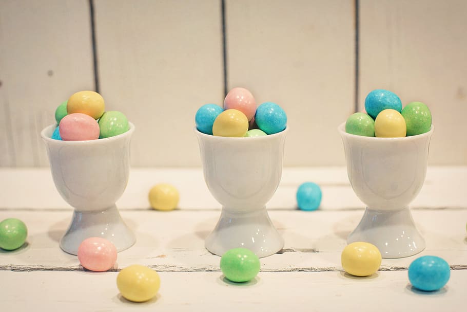 candies in cups, easter, candy, pastels, eggs, candy eggs, holiday HD wallpaper