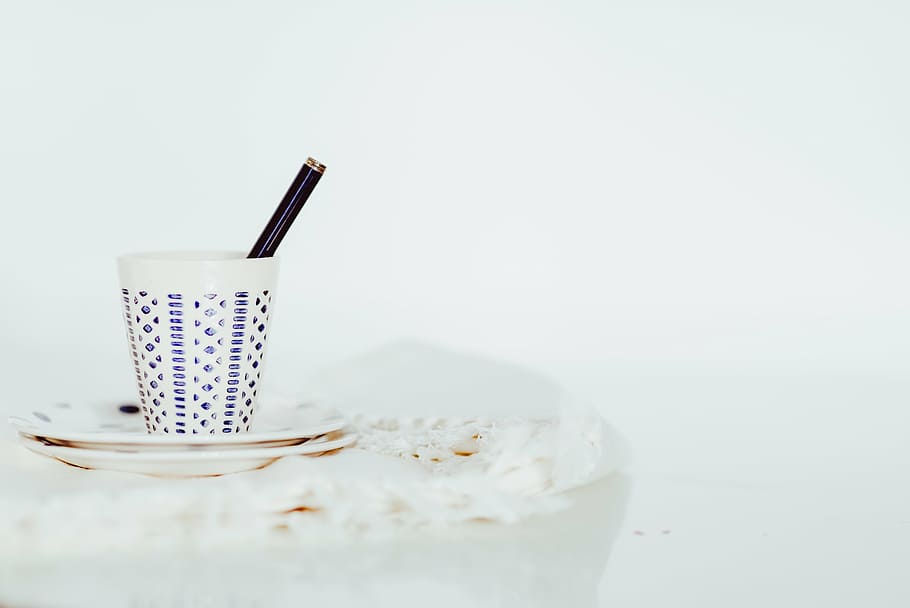 white and blue cup on white saucer, plate, table, cloth, spoon HD wallpaper