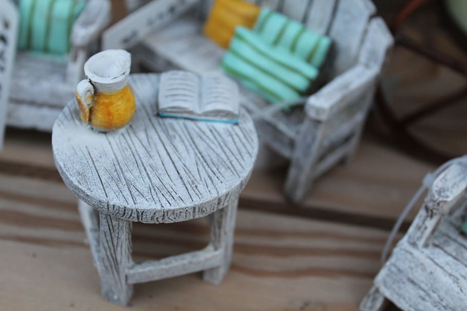 table set, water jog, book, sofa, gift, textile, wood - material HD wallpaper
