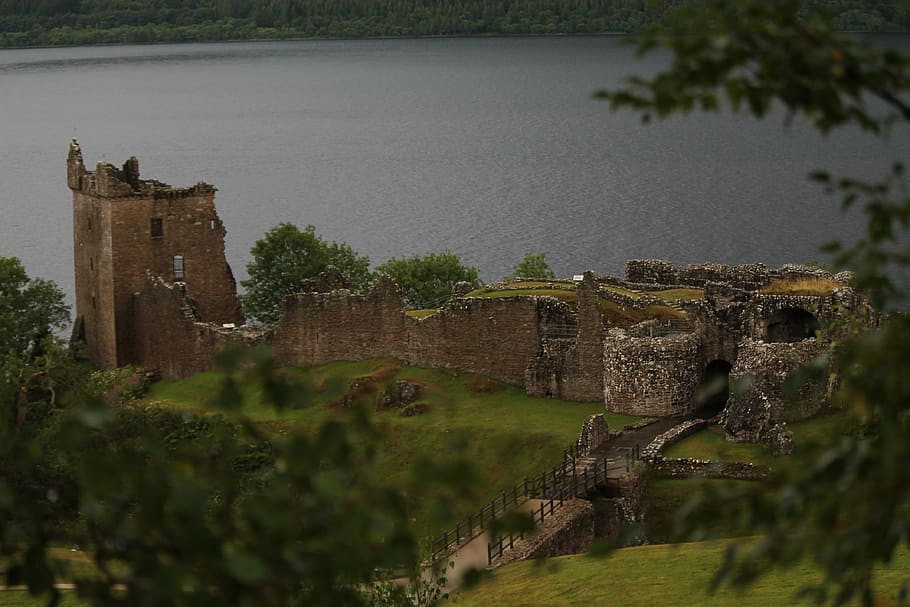 concrete ruins near body of water, scotland, urquhart castle, HD wallpaper