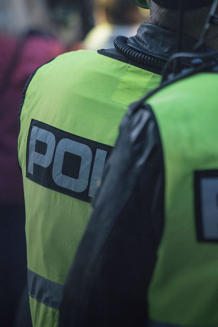 person wearing police unicorn, man wearing green police vest HD wallpaper