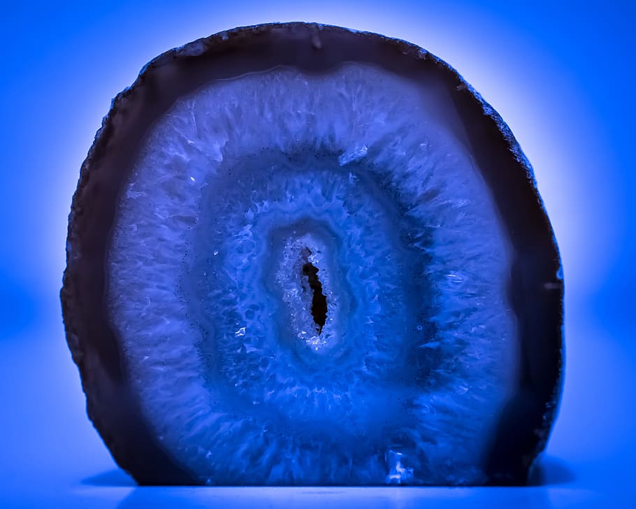 purple and black geode, agate, gem, druze, stone, blue, semi precious stone HD wallpaper