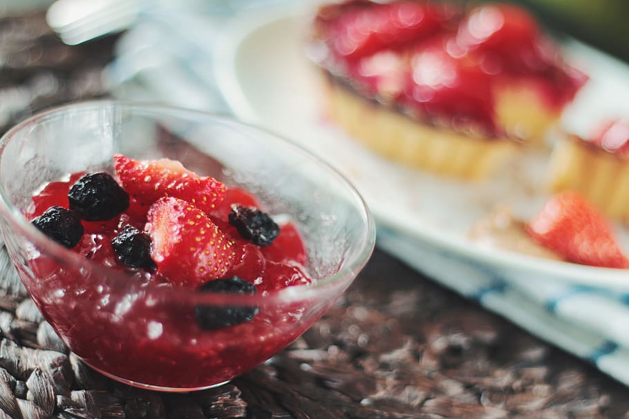 restaurant, dessert, pudding, strawberries, food, food and drink HD wallpaper