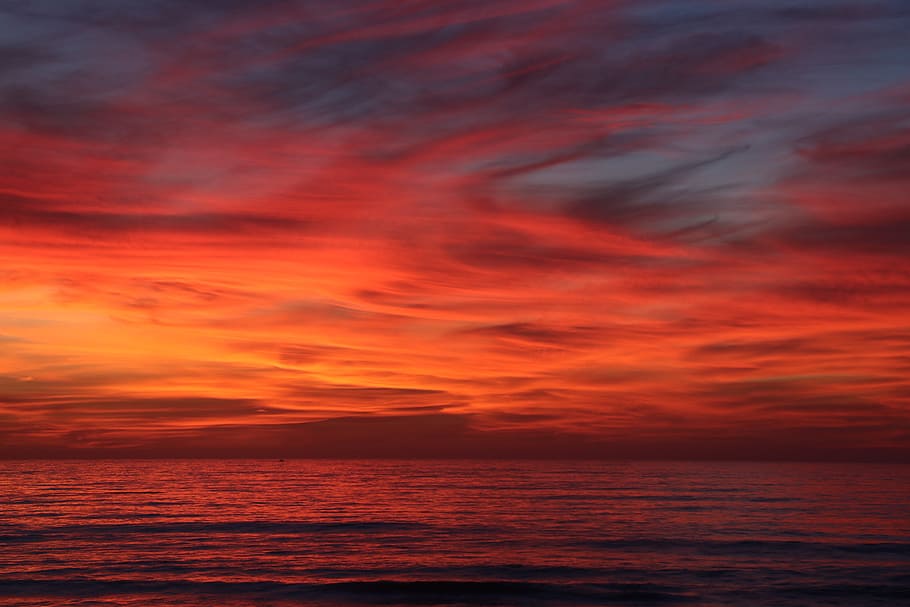 A red sky sunset over the ocean, nature, beach, coast, landscape, HD wallpaper