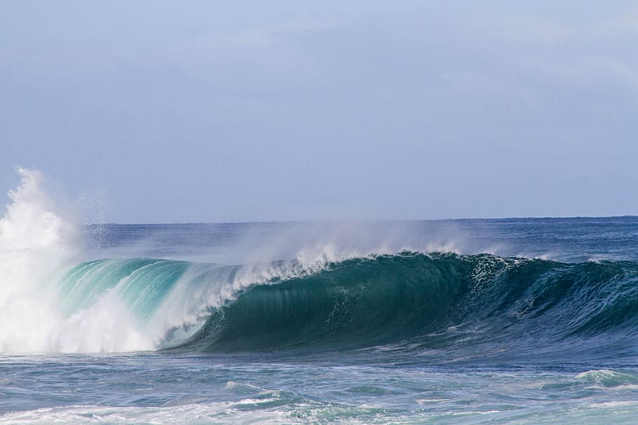 sea wave under gray clouds at daytime, ocean wave during daytime HD wallpaper