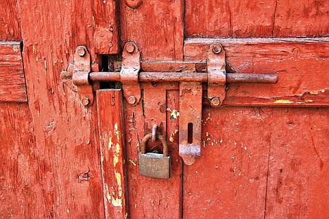 red wooden door with lock and padlock, lost places, old, the door HD wallpaper