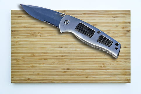 knife, blade, sharp, board, cutting board, pocket knife, metal HD wallpaper