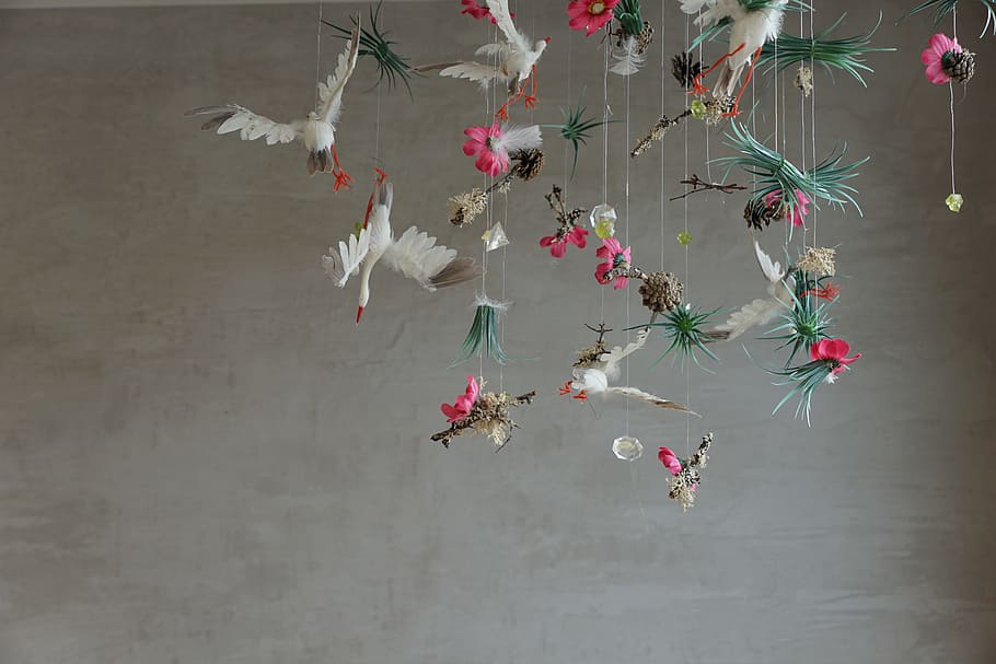 white storks wind chime, green, pink, birds, ornament, mobile, HD wallpaper
