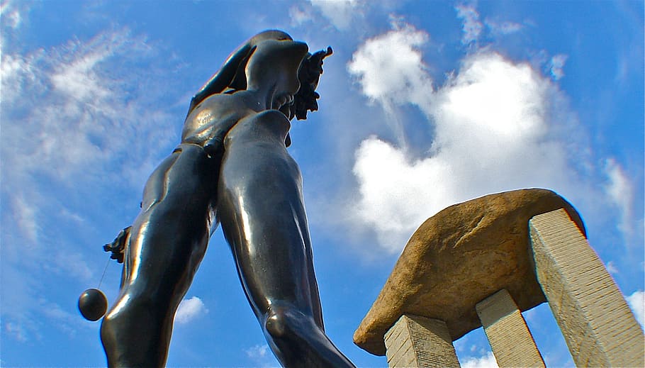 dali, madrid, statue, sky, stone, metal, bronze, art, sculpture HD wallpaper