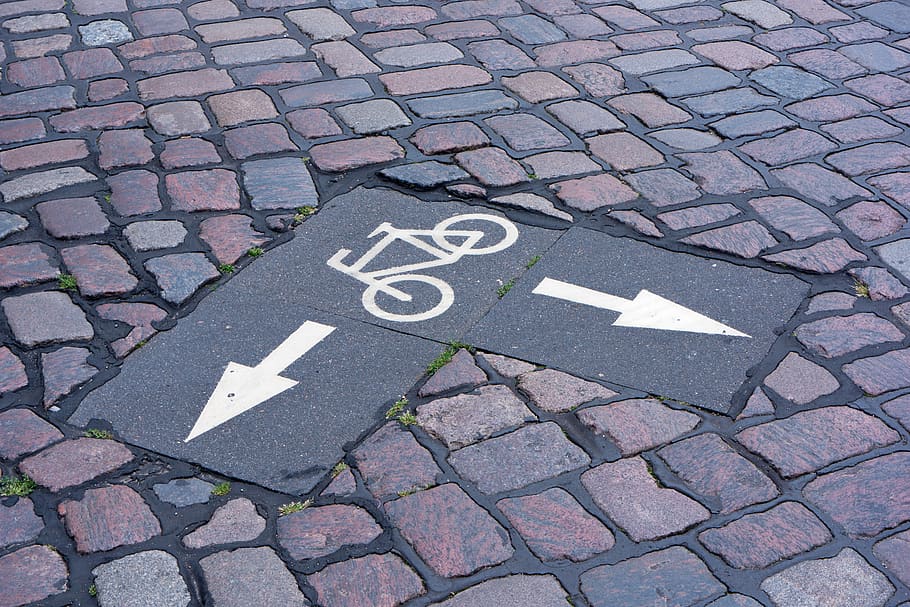 bike, bicycle road, note, arrow, direction, symbol, shield