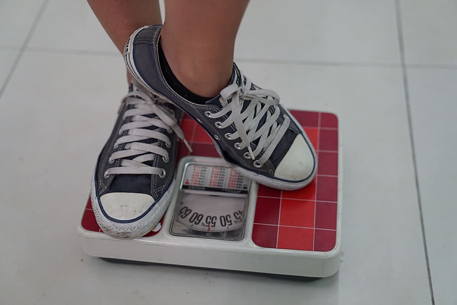 weighing machine, sneakers, weight, weight management, low section, HD wallpaper