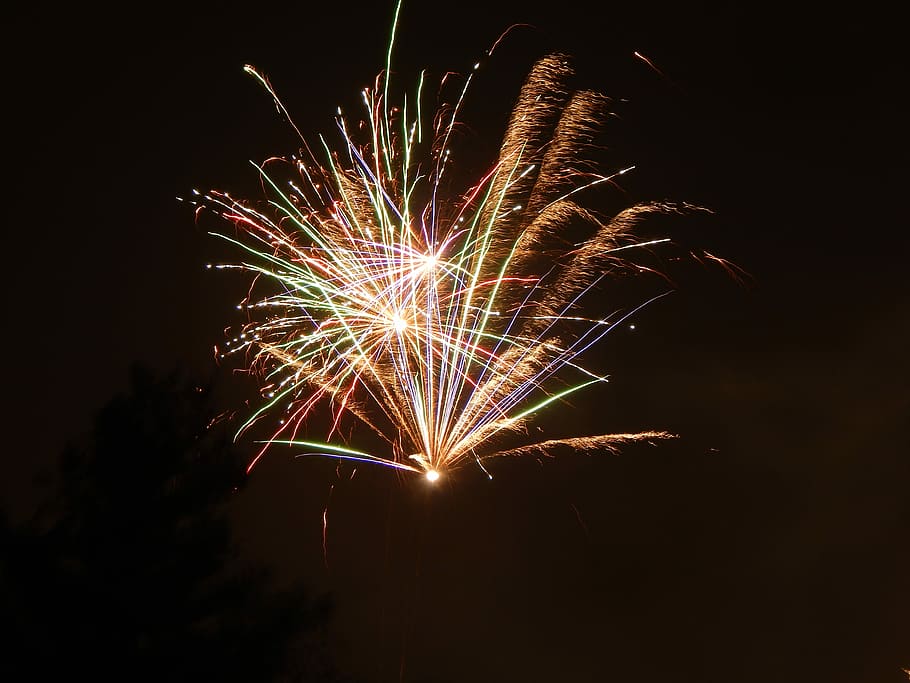worm's-eye view photo of multicolored fireworks display, fireworks display HD wallpaper