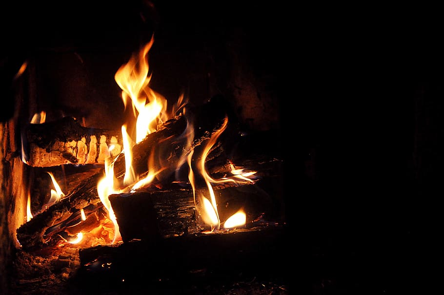 fire, cold, winter, wood, cabin, fire - Natural Phenomenon HD wallpaper