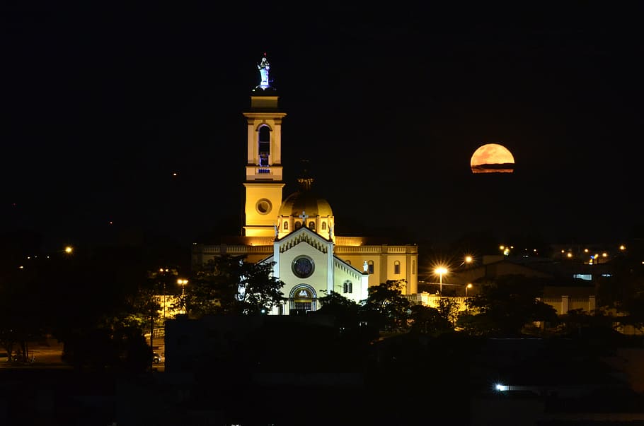 sanctuary, abbey, uberaba, moon, night, building exterior, architecture HD wallpaper