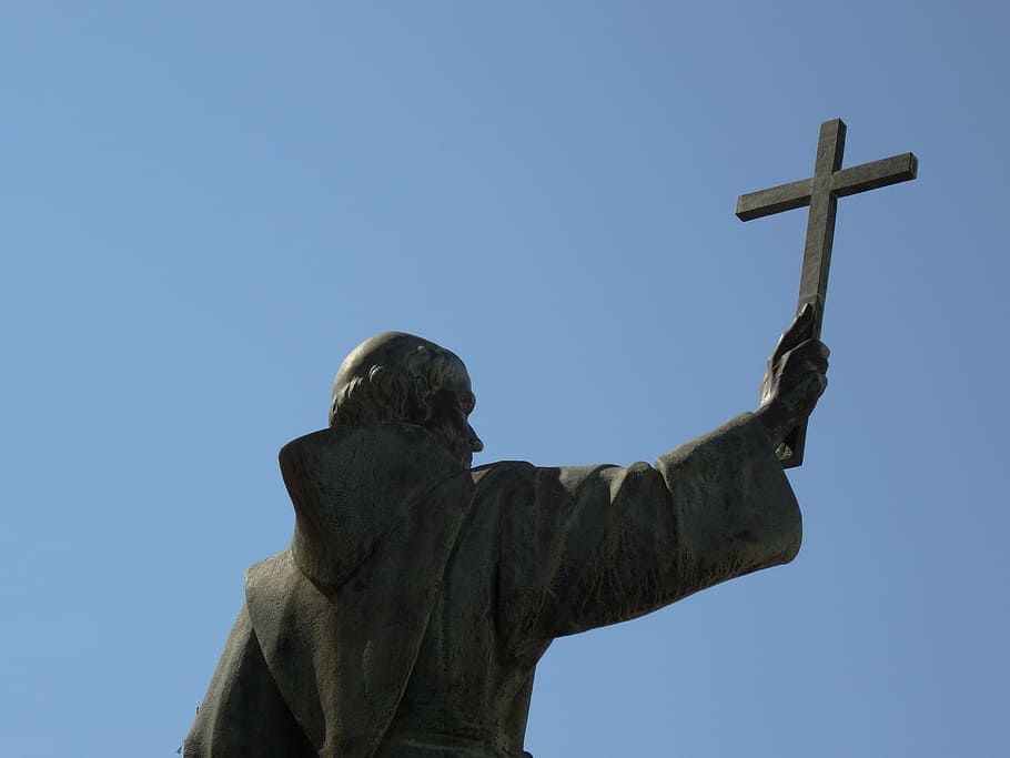 evangelizer, cross, monk, catholic, sculpture, religion, statue HD wallpaper