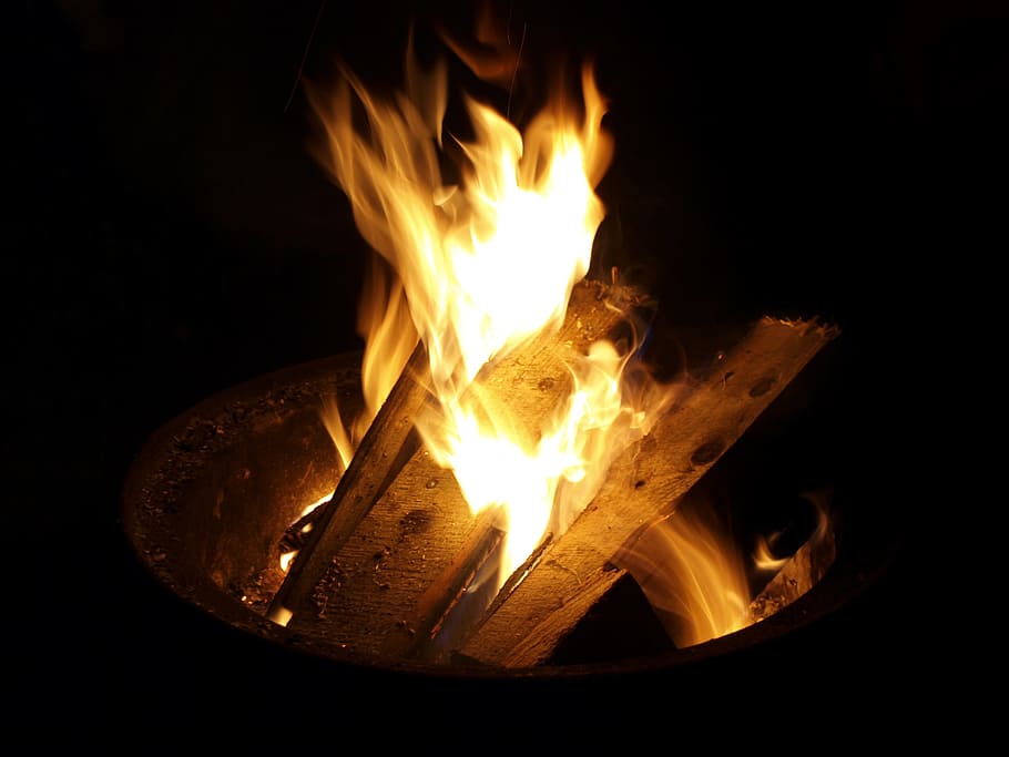 flame, burns, bonfire, burning, fire - natural phenomenon, heat - temperature HD wallpaper