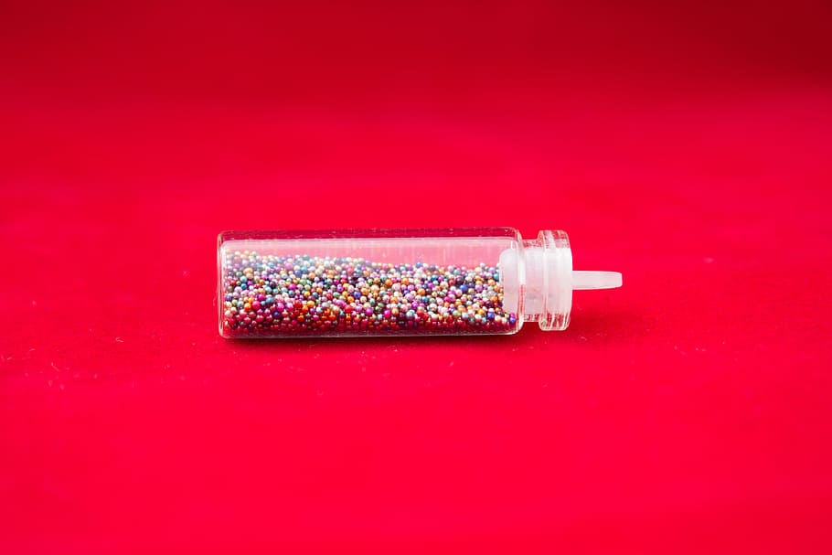 jars, tinsel, capacity, manicure, ornament, jewelry, red background HD wallpaper